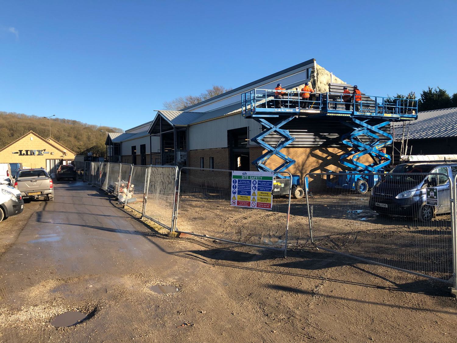 Cladding in progress on a new commercial unit